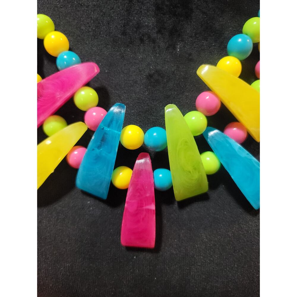 Women's Colorful Beaded Statement Necklace With Lobster Clasp Fashion Jewelry - Picture 3 of 7